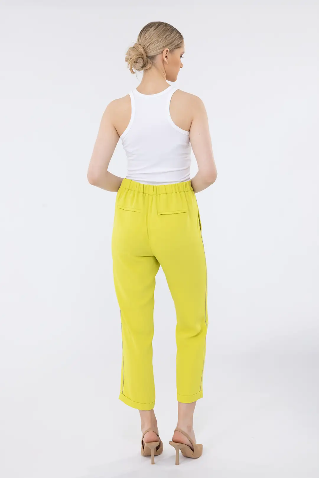 HALTER YAKA SIFIR KOL BASIC BLUZ